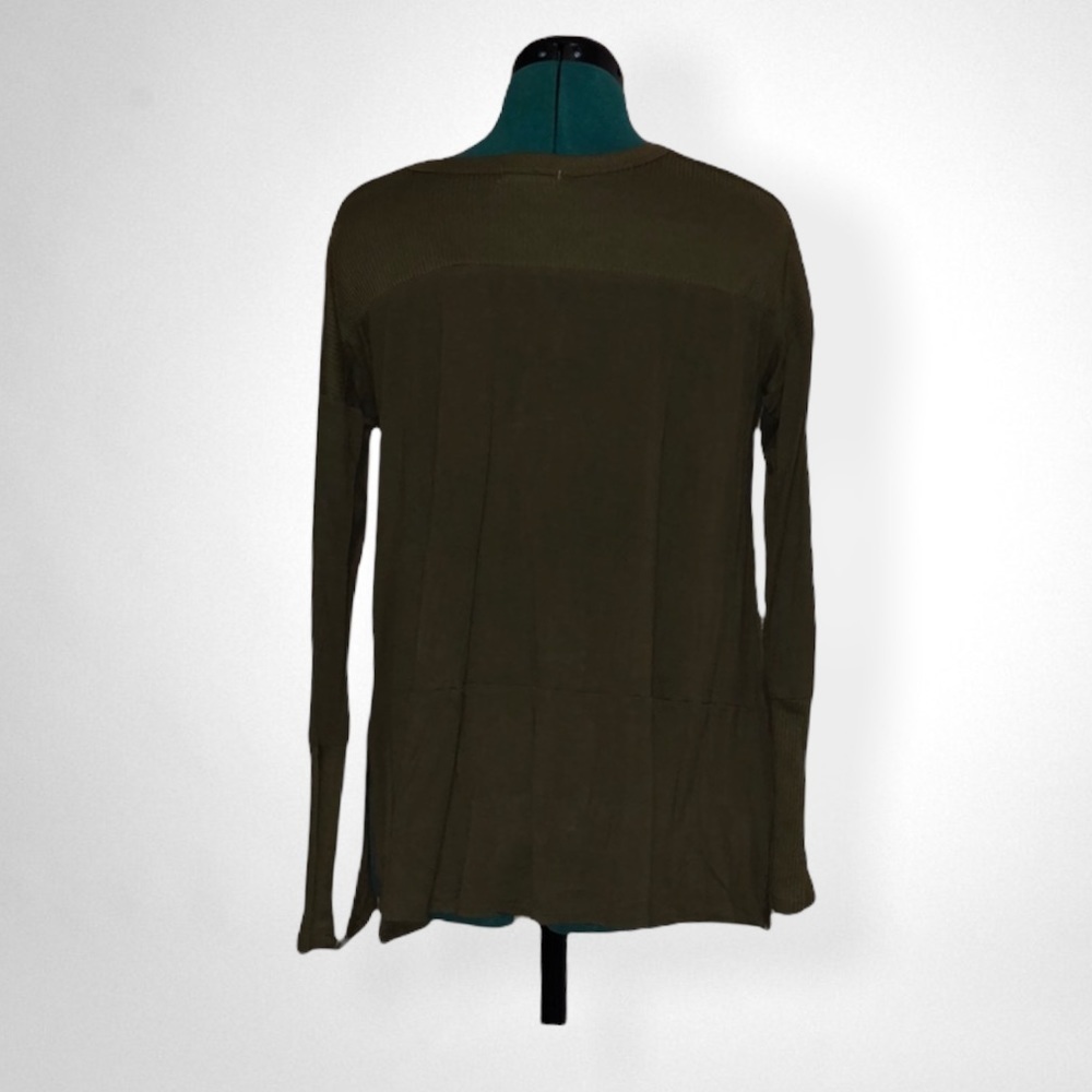 Urban Mix Long-sleeve Top - Picture 4 of 10